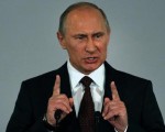 Putin: "La situación revolucionaria en Ucrania se fue formando desde hace tiempo" y que "el pueblo ucraniano desde luego quería cambios", advirtió que "no se puede favorecer cambios fuera del marco legal".